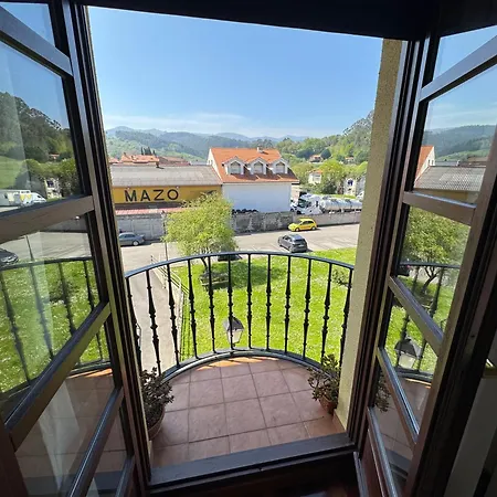 Piso Con Garaje En * カルテス