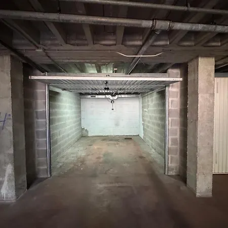 Piso Con Garaje En * Cartes