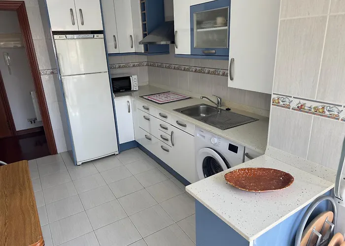 Piso Con Garaje En Lägenhet *